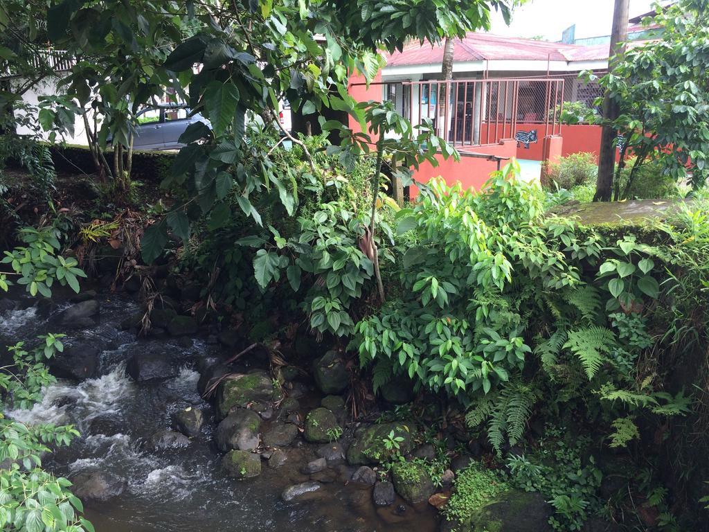 Hostel Rio Danta La Fortuna Esterno foto